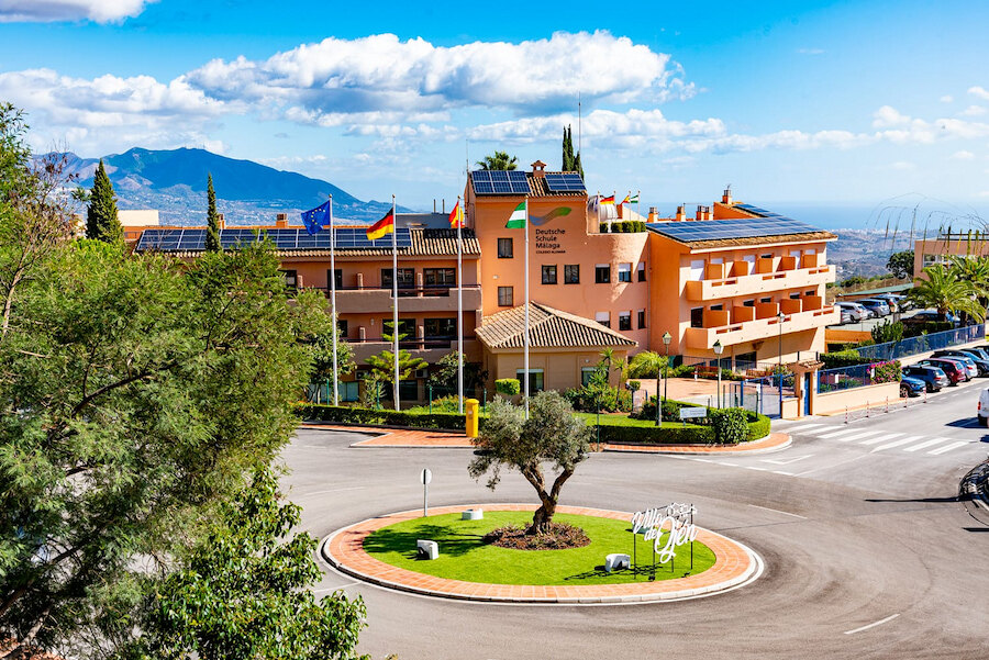 Deutsche Schule campus near Marbella with mountain and Mediterranean views