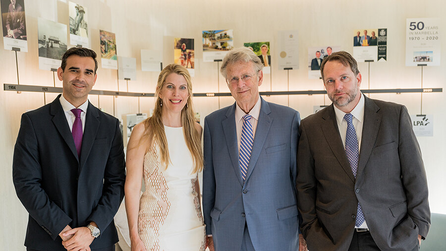 Sur la photo, de gauche à droite : Alfonso Muñoz, Katinka, Christopher et Alex Clover
