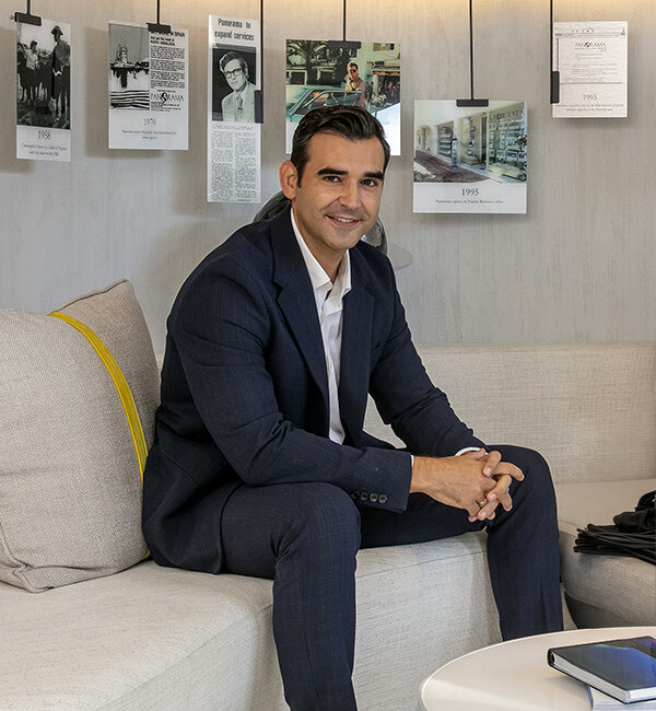 Alfonso Muñoz, dans les bureaux de Panorama à Puente Romano