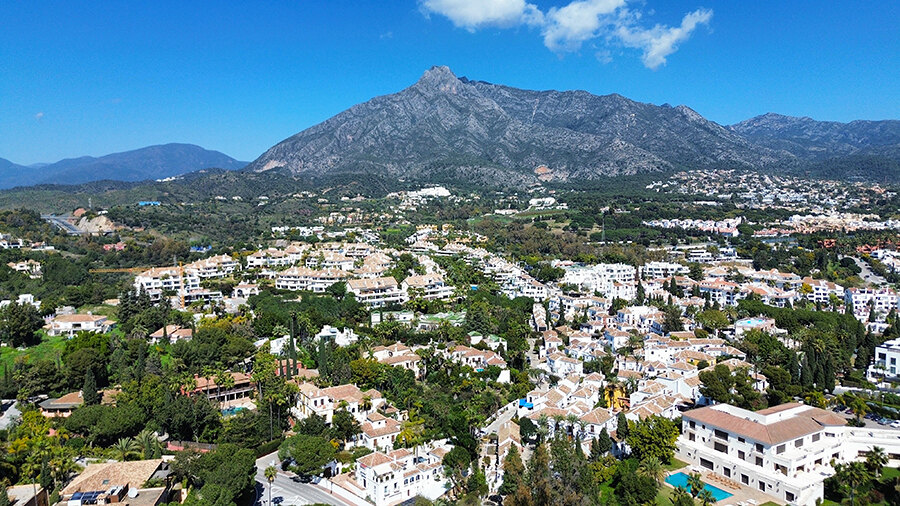 Vista aérea de Las Lomas Pueblo.