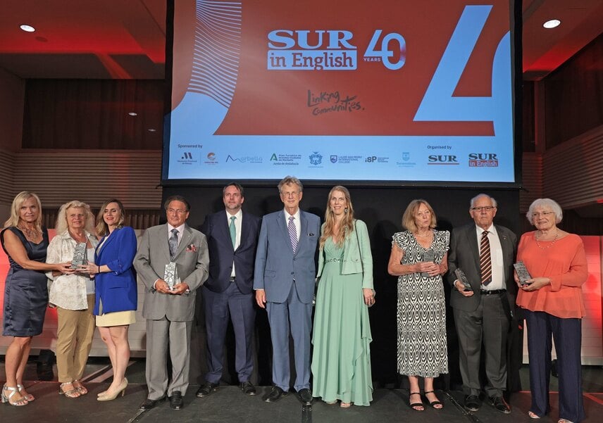 Panorama Celebrates Honour at SUR in English’s 40th Anniversary Gala