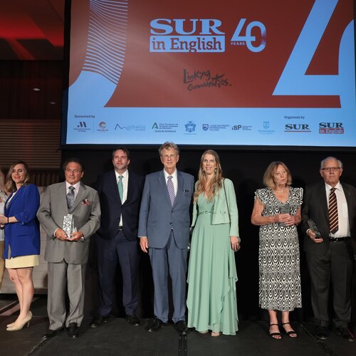 Representantes de las empresas premiadas en la Gala de Sur in English por su 40º aniversario