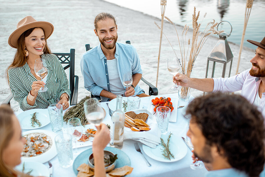 Dining in Marbella Beach