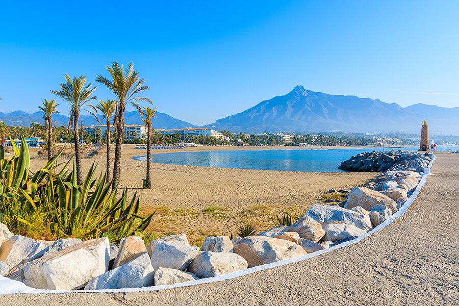 Puerto Banús beach