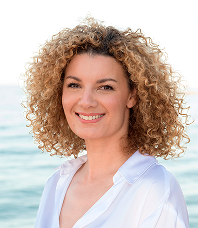 Samia Mohamdi. Conseillère en immobilier chez Panorama Properties Marbella