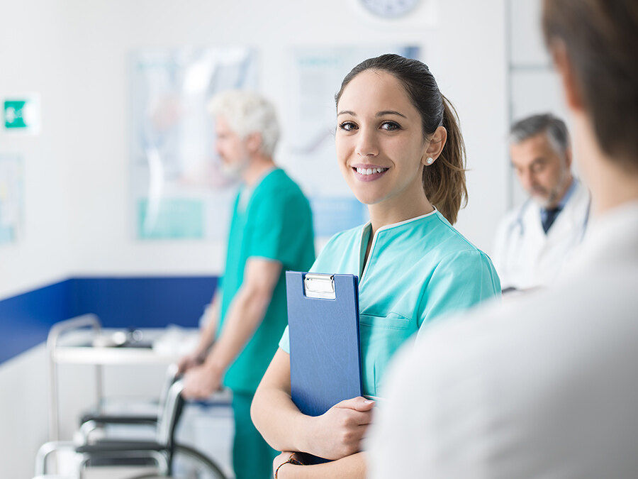 Enfermera en un hospital de la Costa del Sol