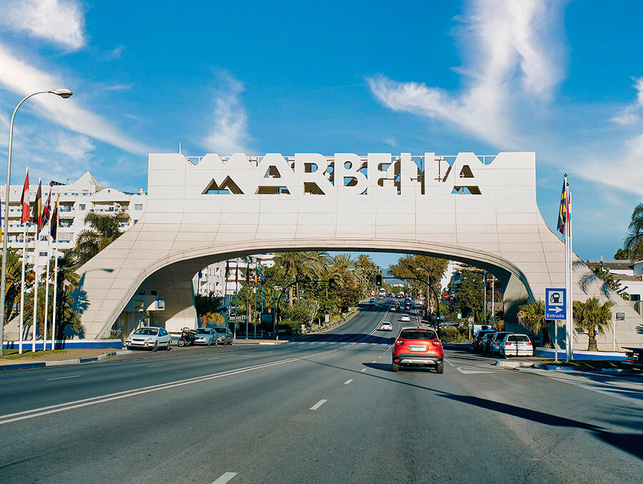 Entrance arch from the east of Marbella