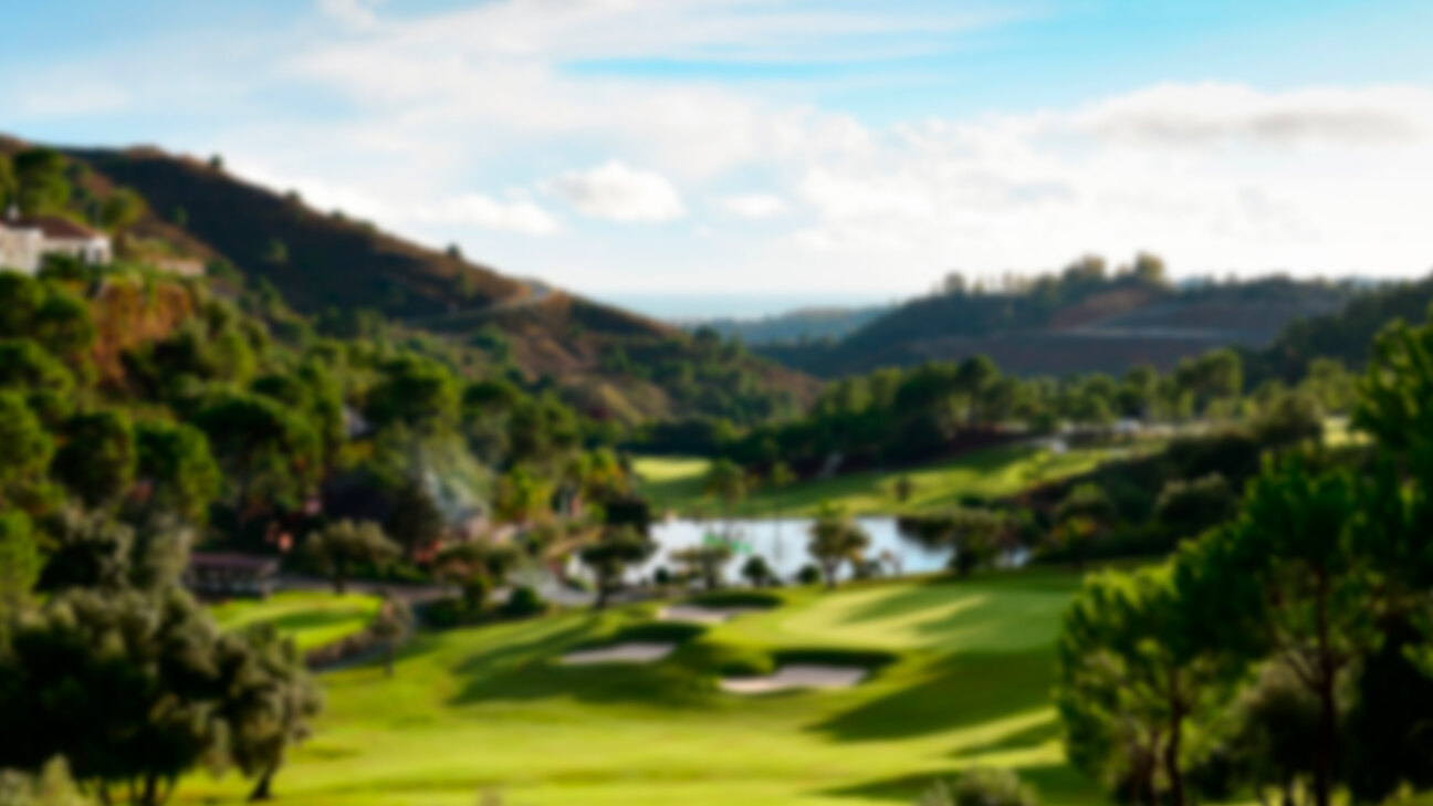 Campo de golf en Marbella con vistas al mar Mediterráneo