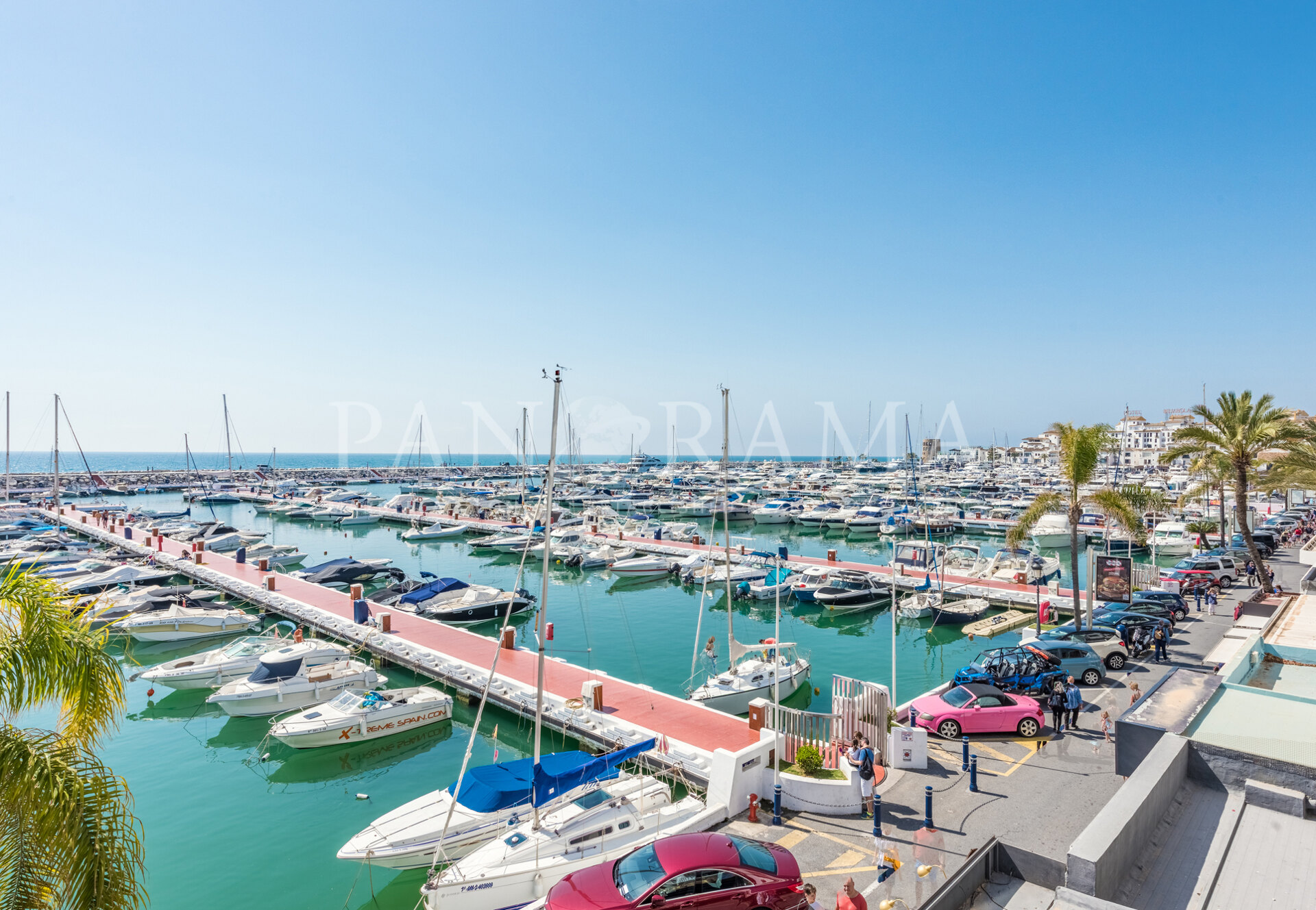 Indrukwekkend dubbel appartement aan de jachthaven van Puerto Banús