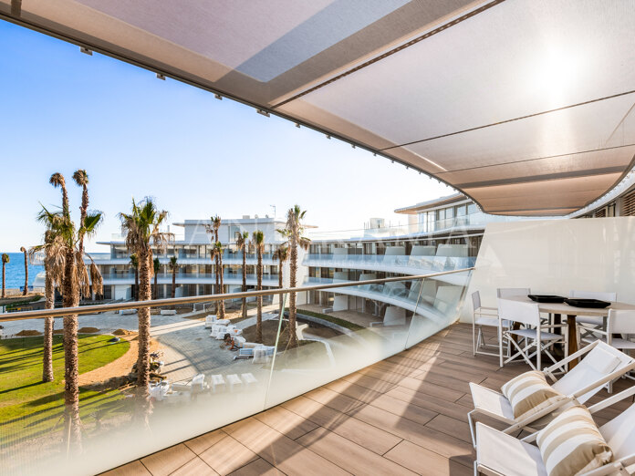 Appartement moderne flambant neuf en bord de mer à Estepona