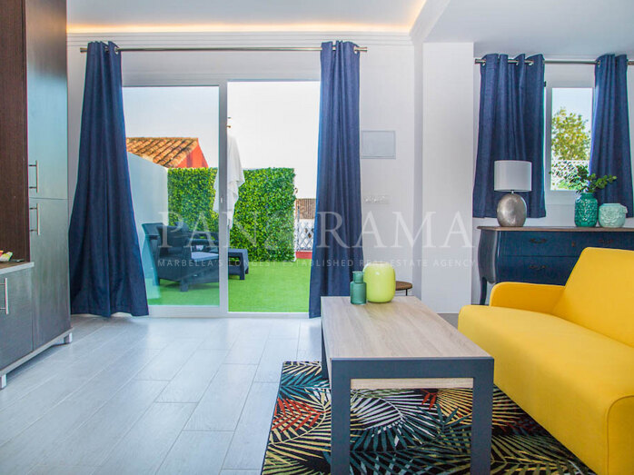 Prime Investment Opportunity on Marbella’s Golden Mile - 6 touristic apartments and a restaurant/salon