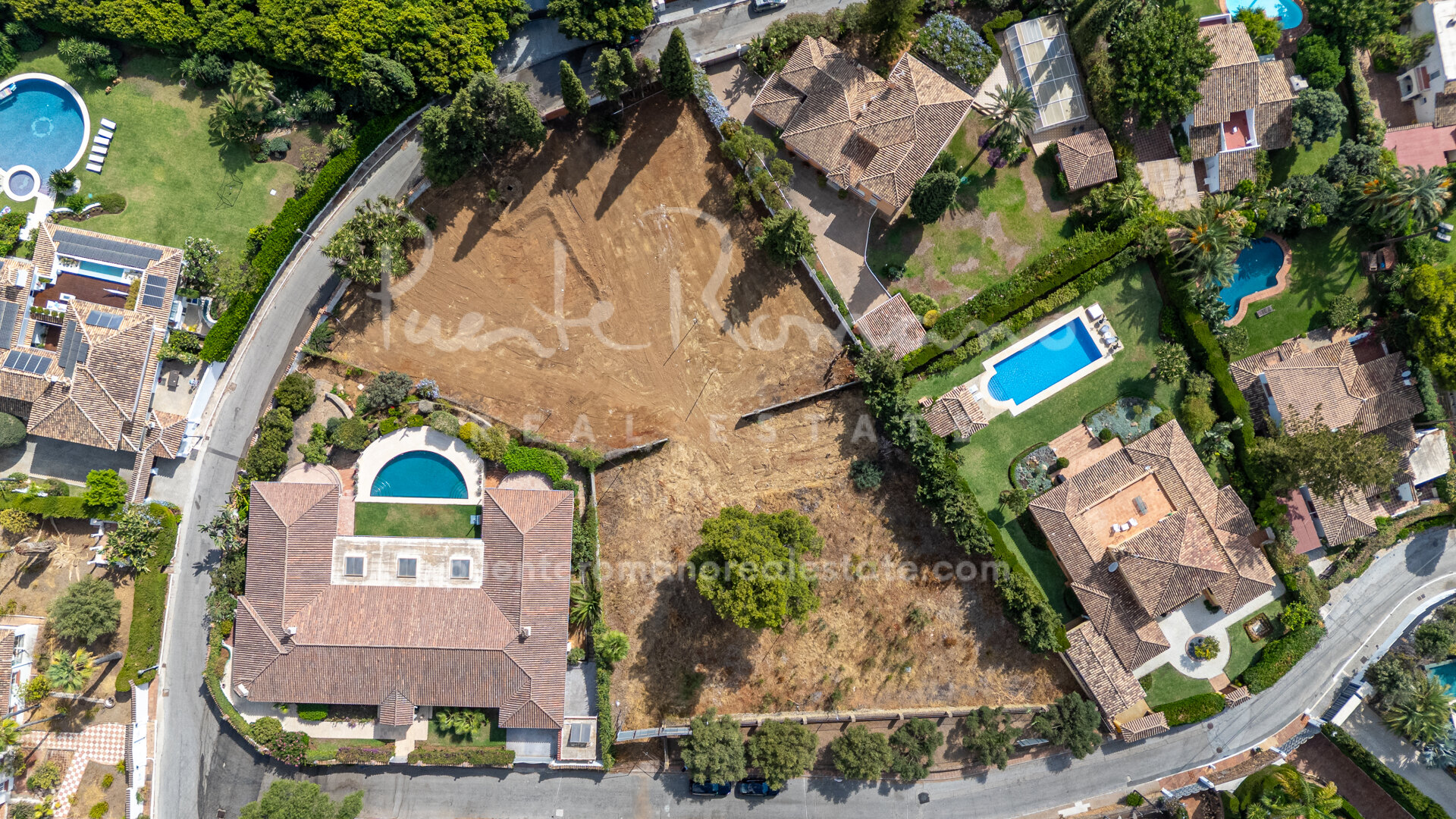 Large plot with potential to develop near Sierra Blanca
