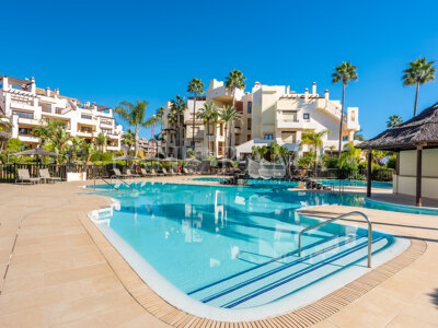 Wohnung am Strand mit Meerblick an der Neuen Goldenen Meile