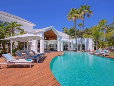 Villa élégante dans le prestigieux quartier de Guadalmina Baja