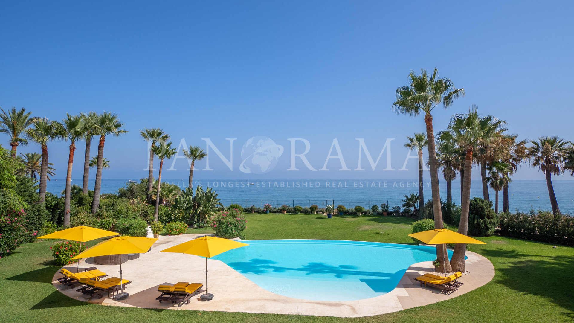 Spectaculaire manoir en bord de mer sur un vaste terrain à Paraiso Barronal, Nouvelle Mille d'Or