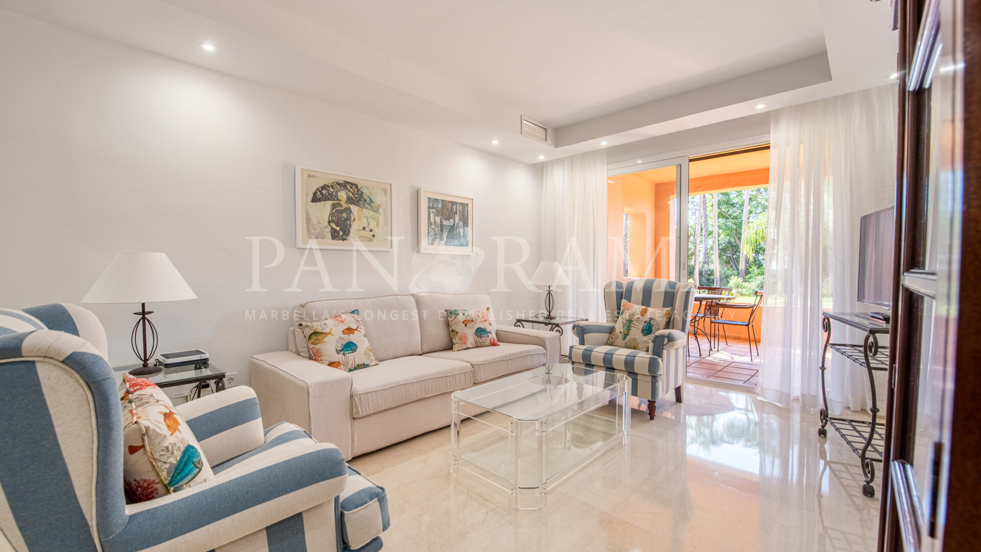 Ground floor apartment on the Golden Mile in Oasis de Marbella