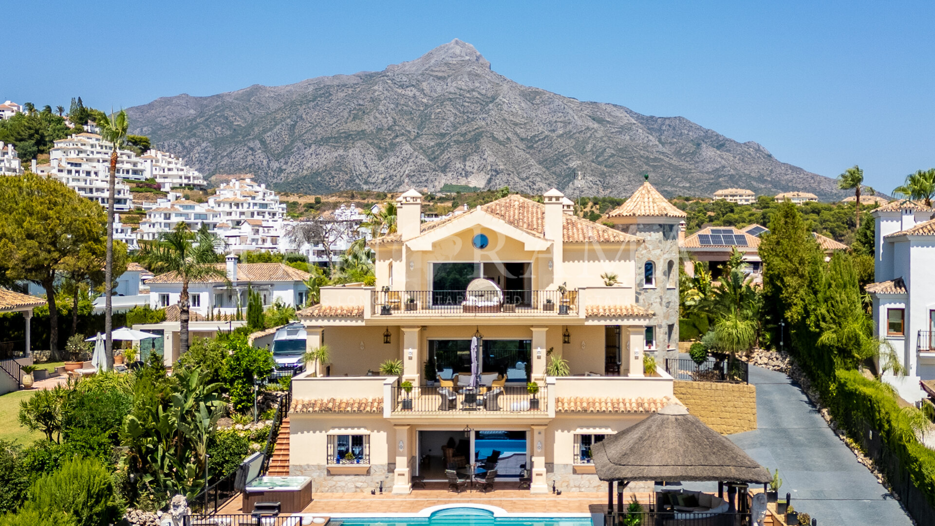 Elegant Villa with Golf and Mountain Views in the Heart of Golf Valley