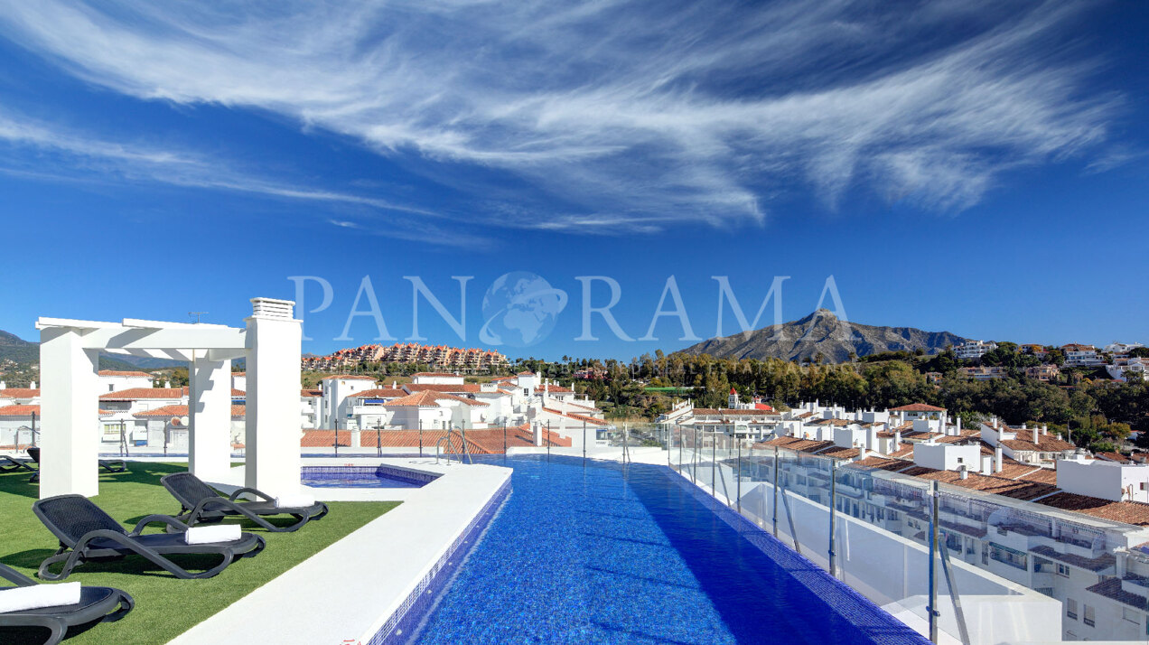 Fantastic contemporary apartment in La Campana close to shops