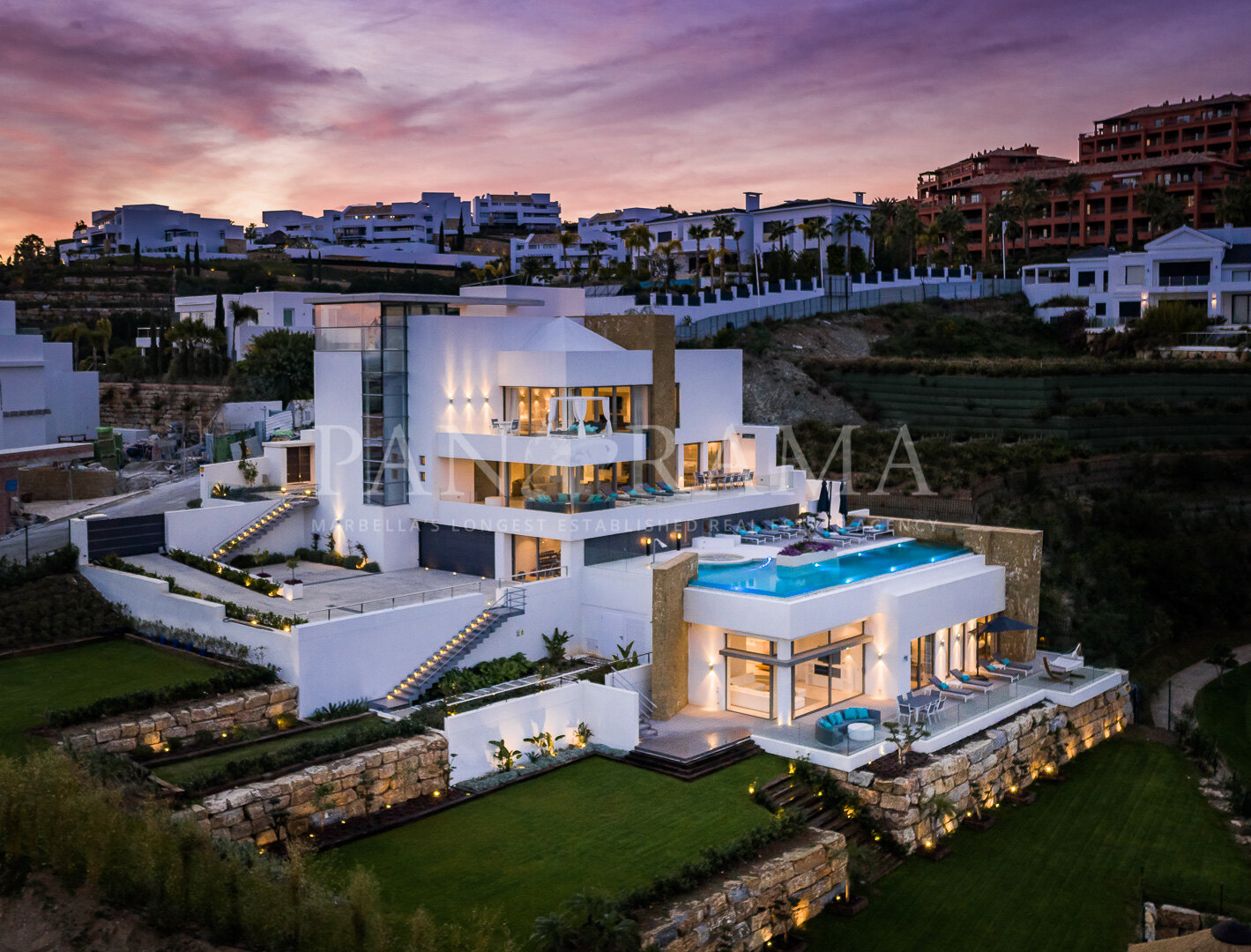 Villa incroyable avec vue sur la mer et le parcours de golf