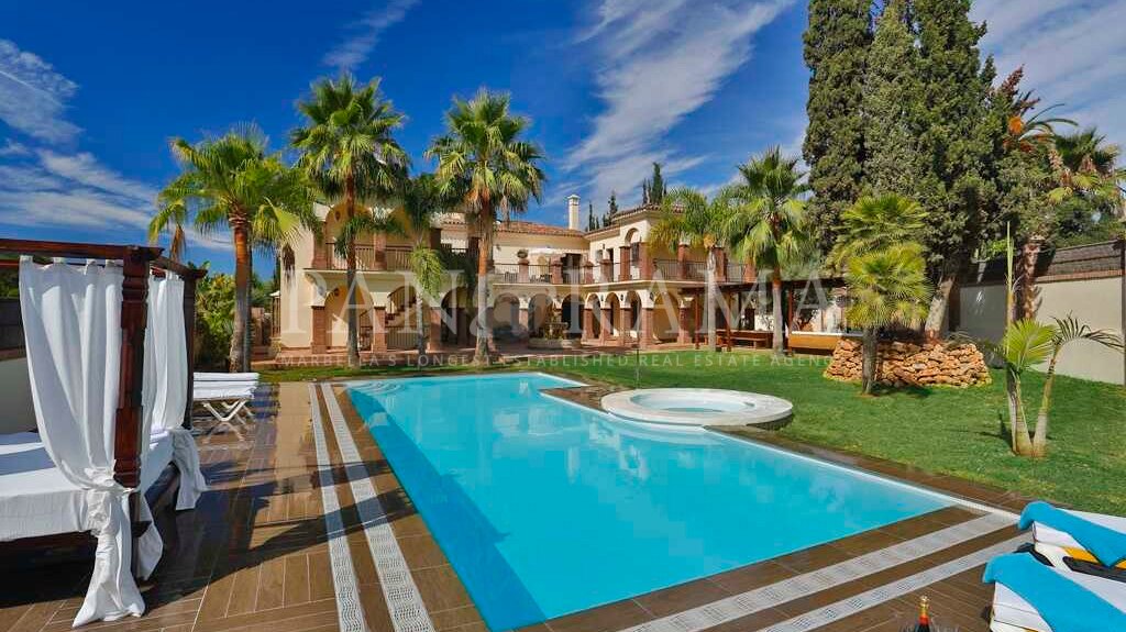 Villa dans un emplacement privilégié sur le Golden Mile de Marbella