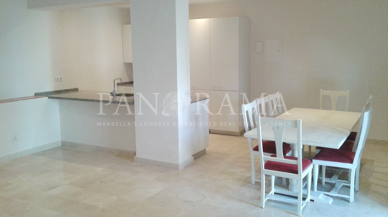 Apartment for long term rent in Lomas Pueblo, Marbella Golden Mile