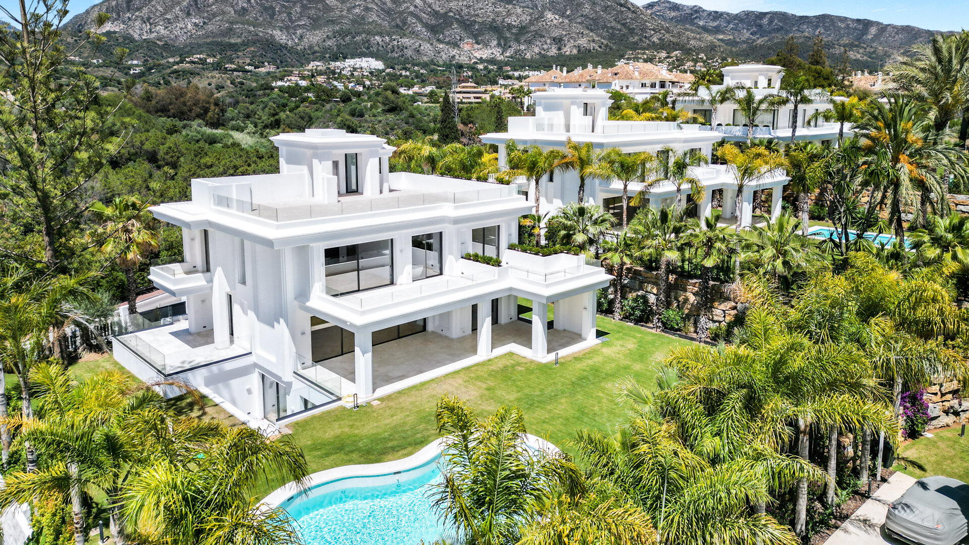 Vila moderna y elegante en las Lomas del Marbella Club