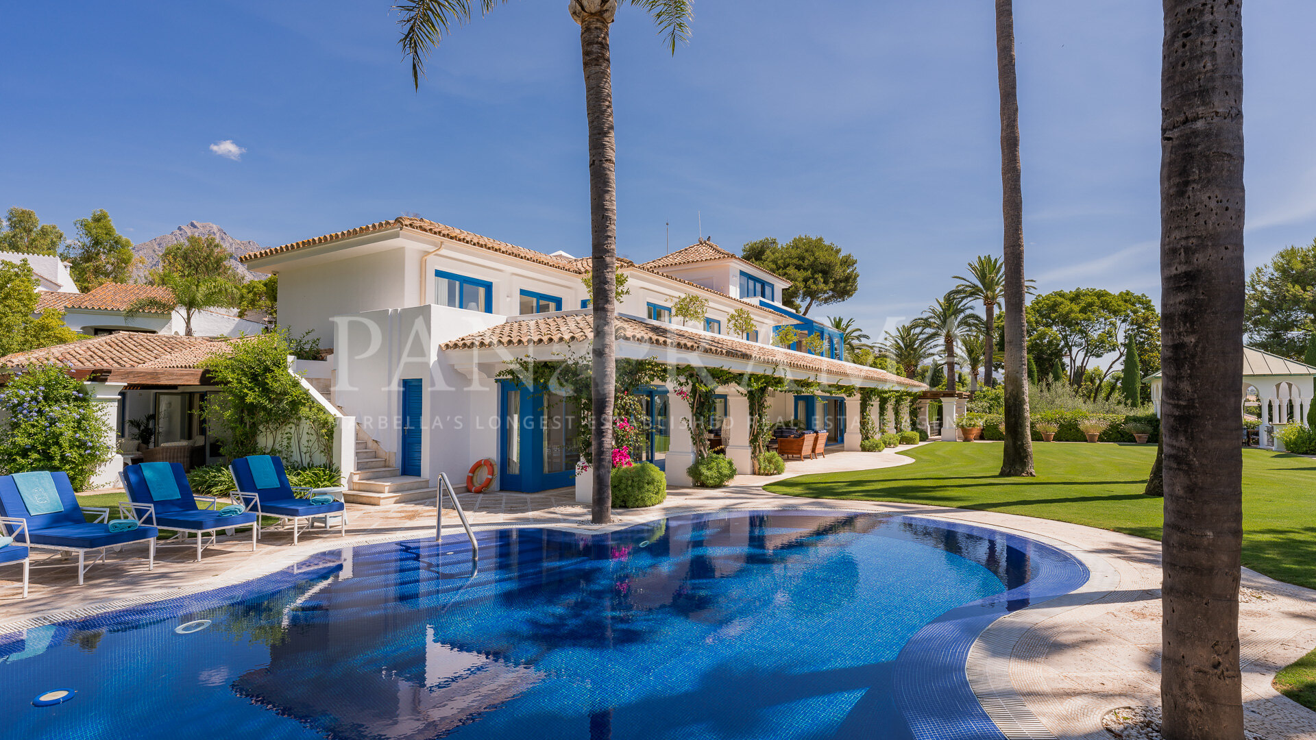 Villa of timeless beauty in the Marbella Club