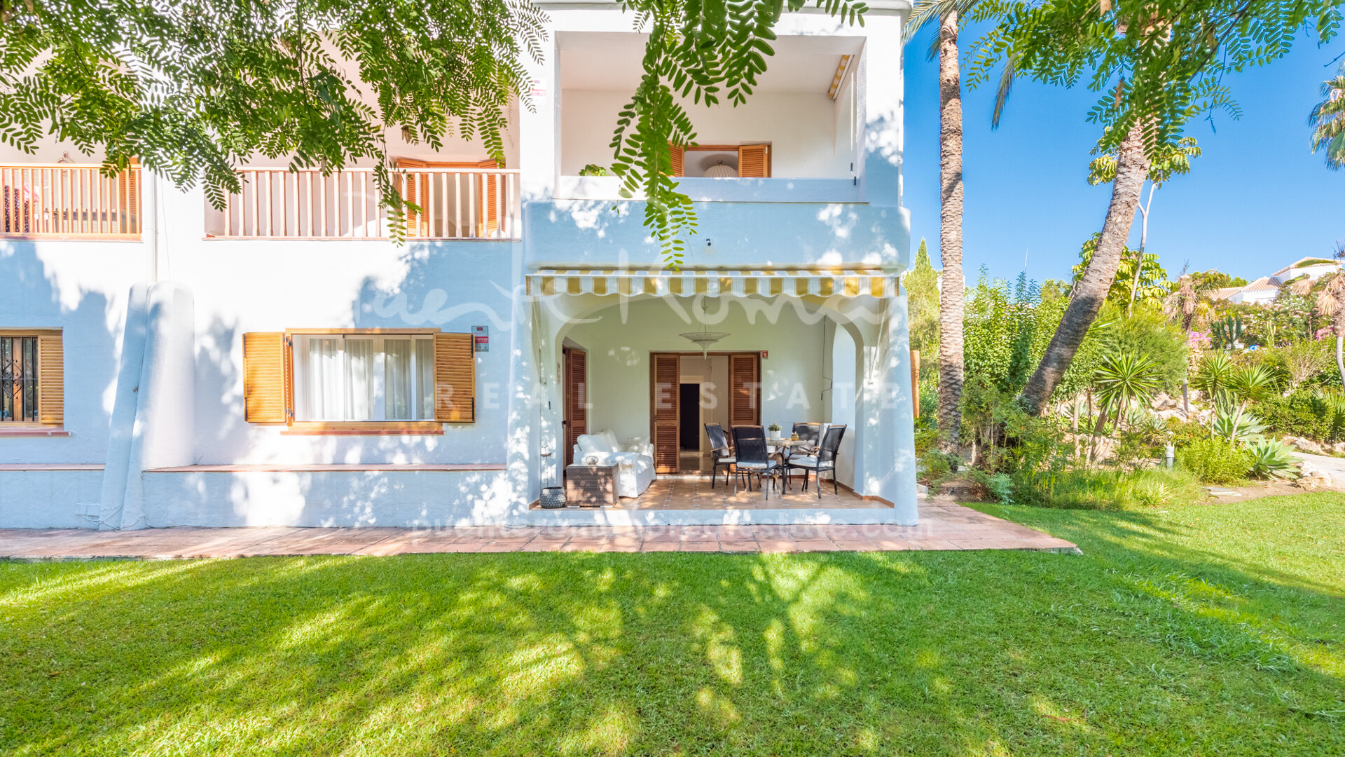 Charming townhouse nestled within the gated community of Le Village, Nueva Andalucía