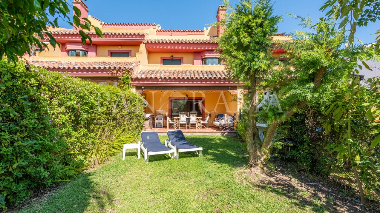 Maison de Ville pour location à long terme dans Jardines de Doña Maria, Marbella Golden Mile