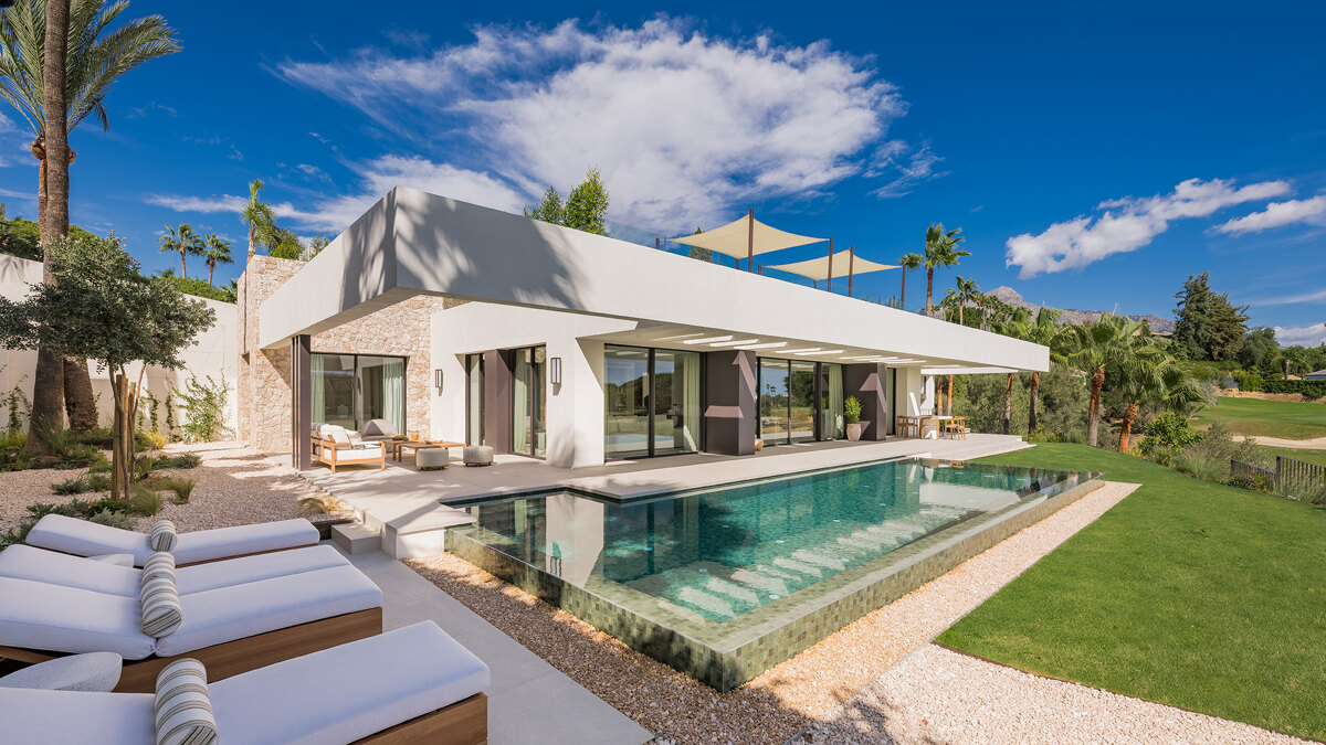 Villa en Nueva Andalucia, Marbella PANR-13576