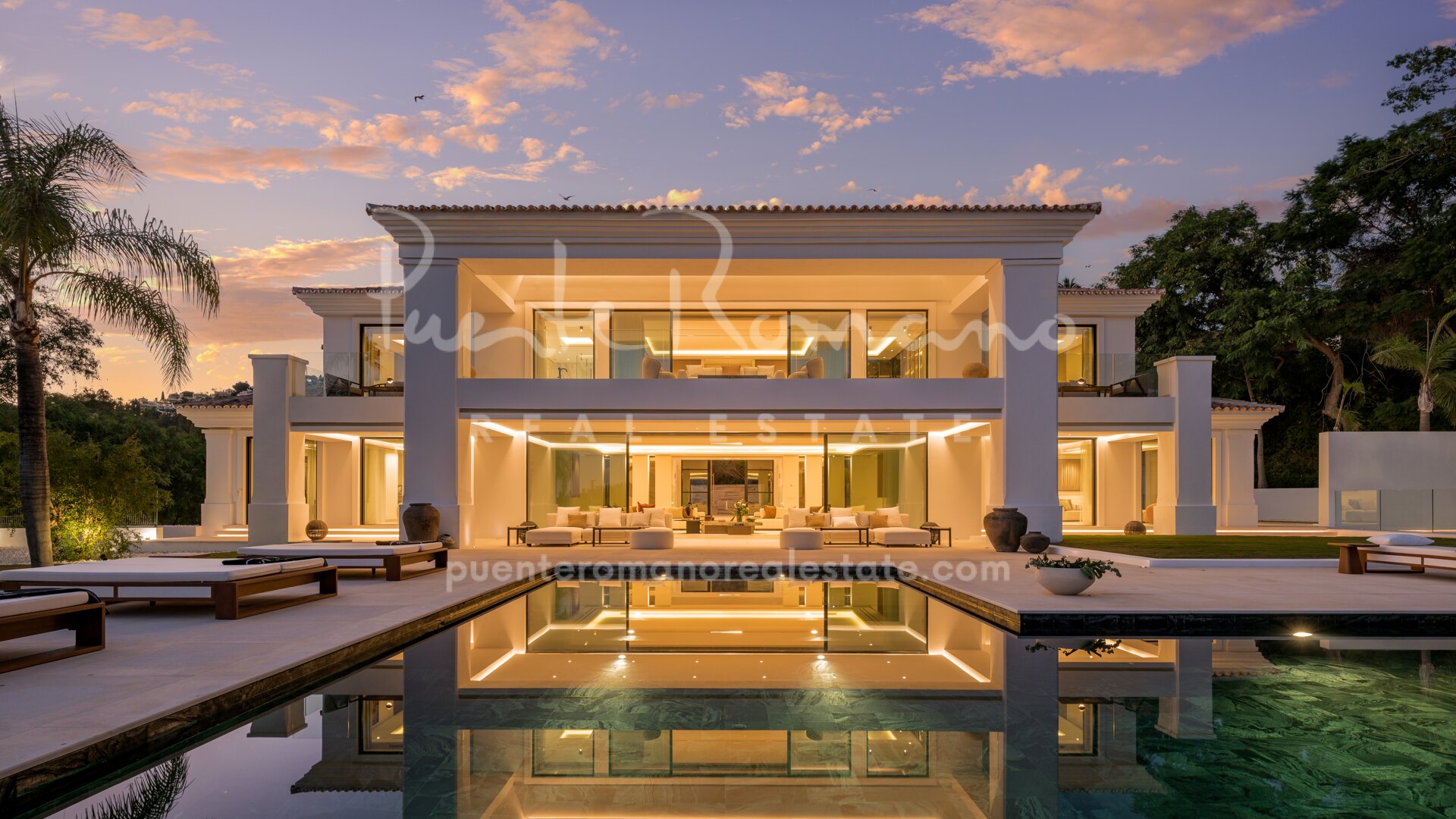 Luxury brand-new villa next to the Hotel La Quinta