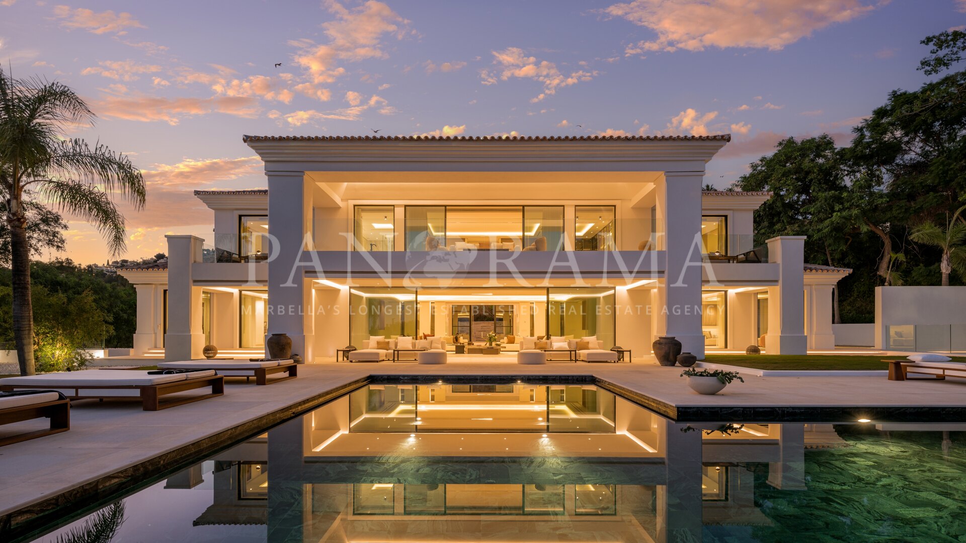 Luxury brand-new villa next to the Hotel La Quinta