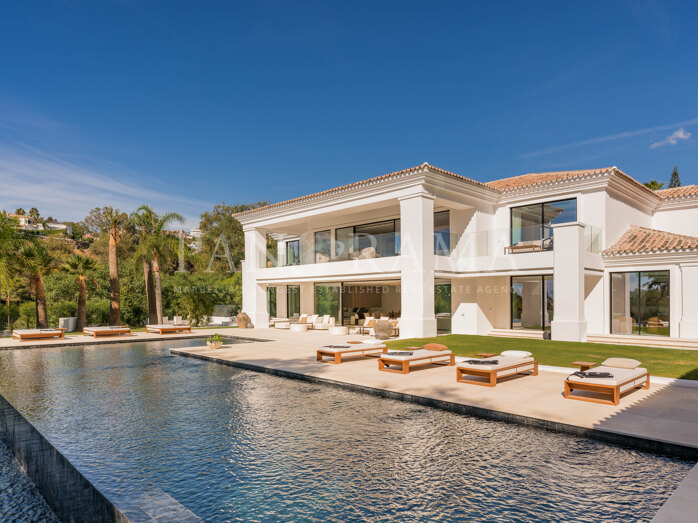 Luxe nieuwbouw villa naast Hotel La Quinta