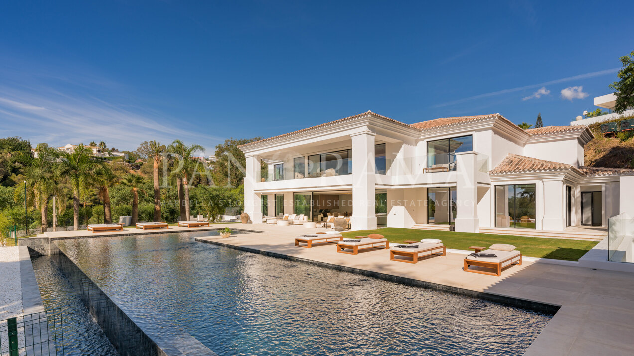 Luxury brand-new villa next to the Hotel La Quinta