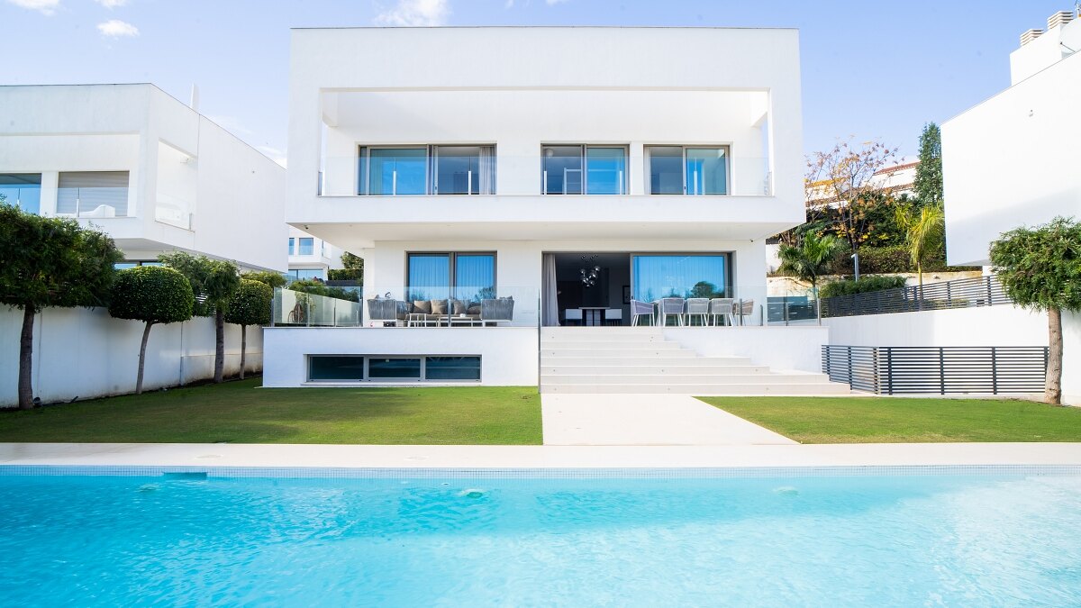 Fantastic contemporary villa in Casasola built with the best qualities