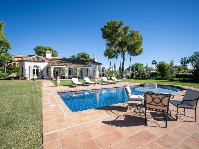 Luxurious Mediterranean style mansion in Altos Reales