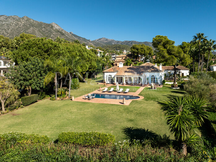 Luxe mediterrane villa in Altos Reales