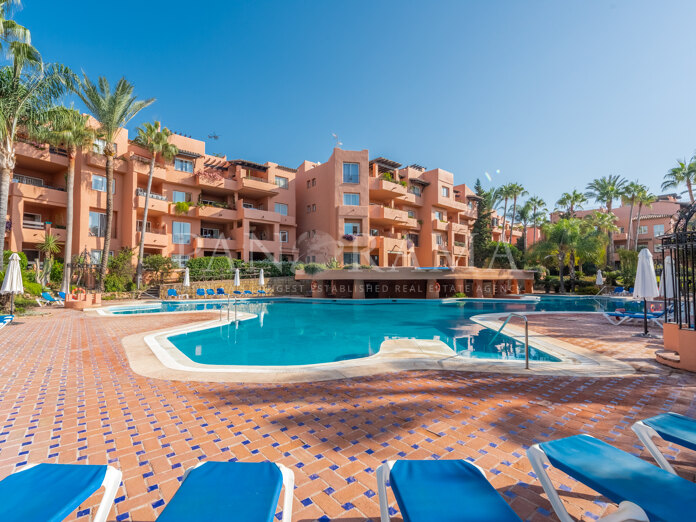 Penthouse à quelques pas de Puente Romano et de la plage