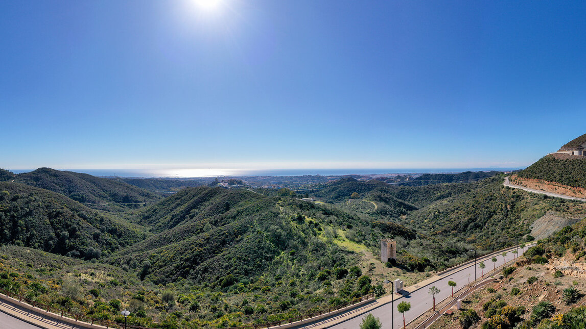 Perceel voor een villa met prachtig panoramisch uitzicht in Real de la Quinta