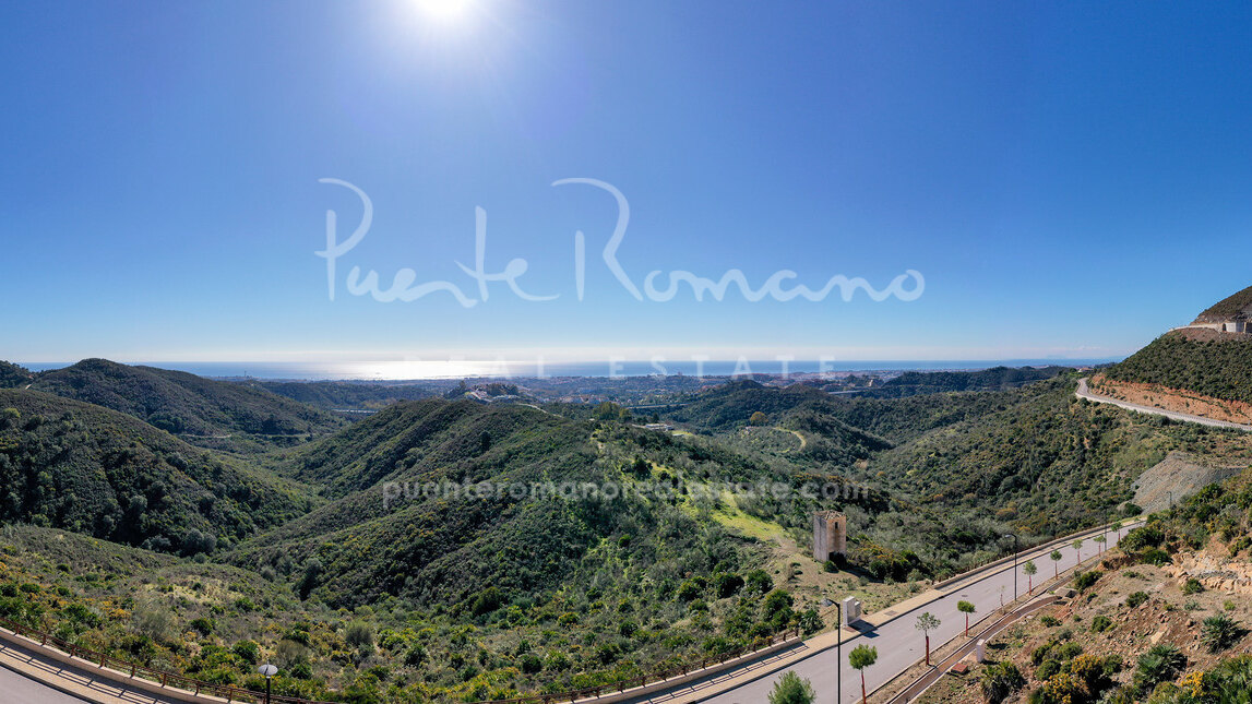 Plot for one villa with wonderful panoramic views in Real de la Quinta