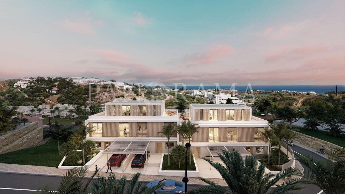 Brand-new development of only 10 attached villas in Estepona