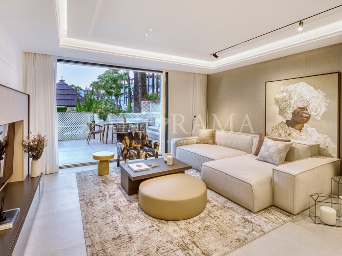 Appartement d'angle sur mesure en rez-de-chaussée en bord de mer à Marina Puente Romano