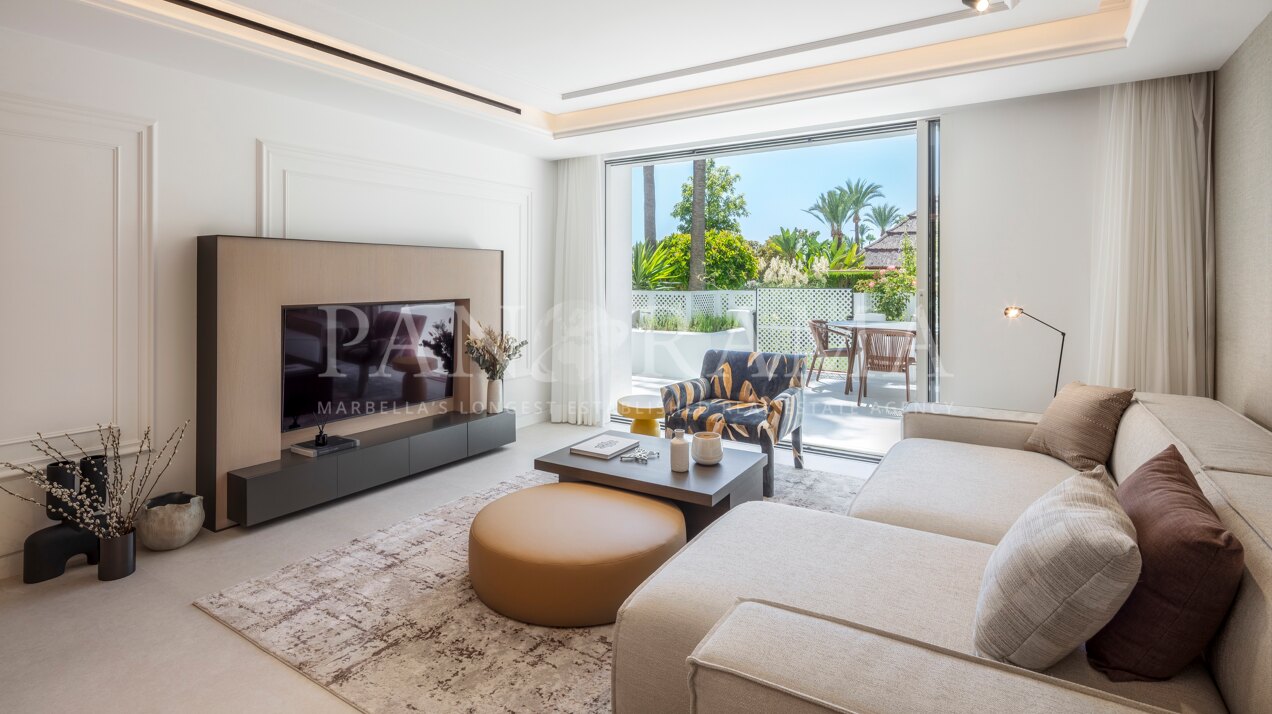 Op maat gemaakt hoekappartement op de begane grond aan het strand in Marina Puente Romano