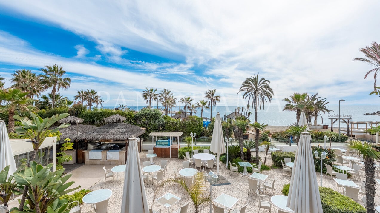 Luxe hoekappartement aan het strand in Guadalpín Banús Hotel