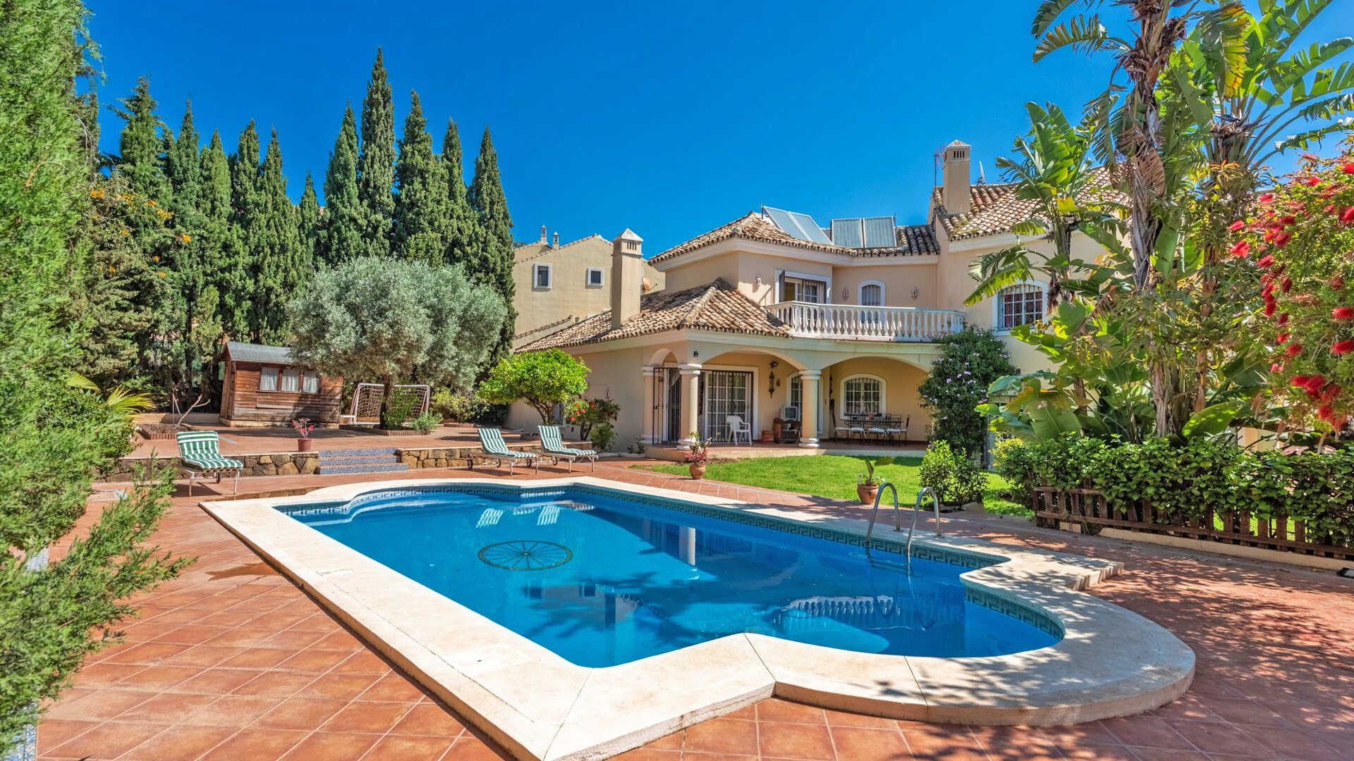 Belle villa dans le quartier de Xarblanca proche de tous les services et du centre de Marbella