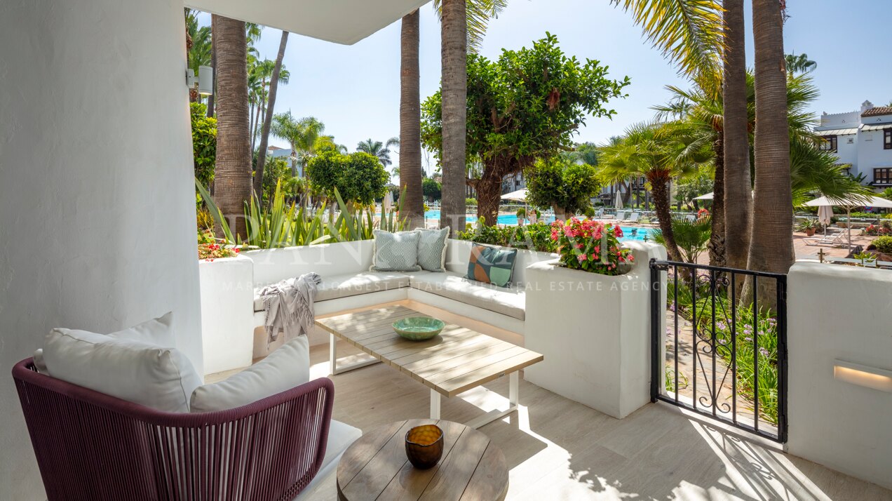 Magnifique appartement au rez-de-chaussée à Marina Puente Romano