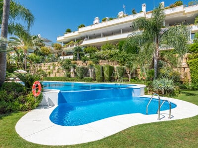 Spacious first floor apartment located in Lomas del Rey, Golden Mile