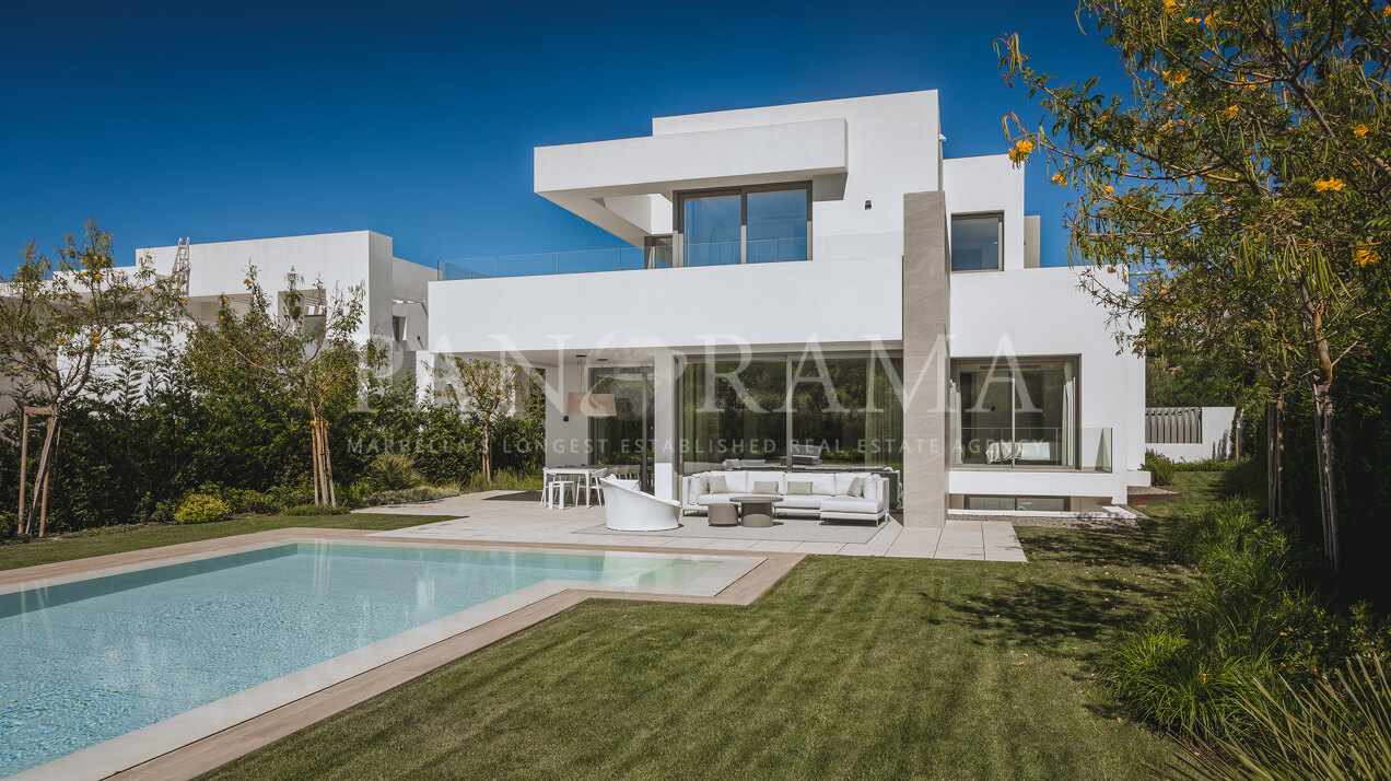 Brand-new villas with views and privacy in El Paraíso