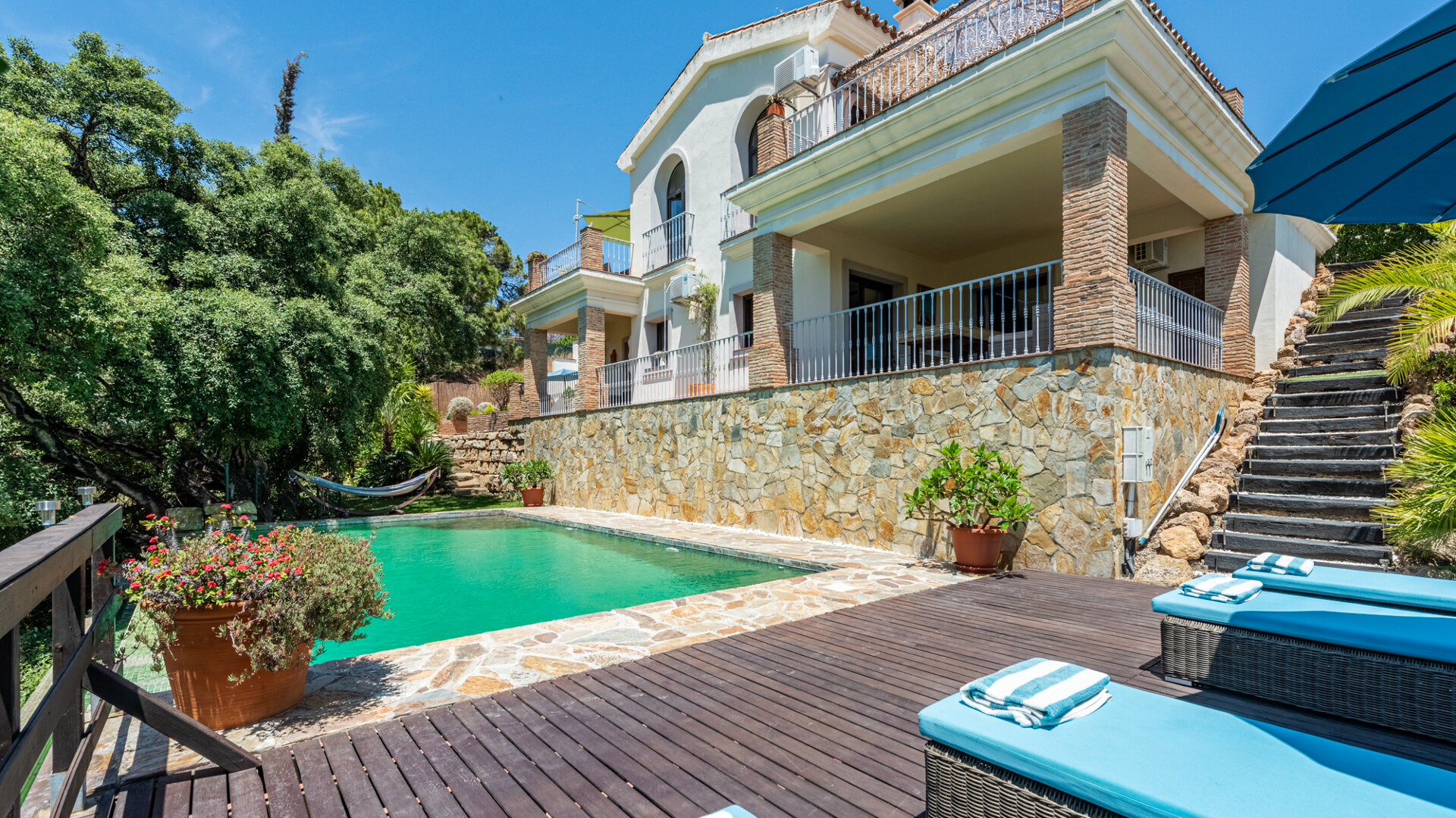 Beautiful villa with panoramic views in Forest Hills, Altos de Estepona