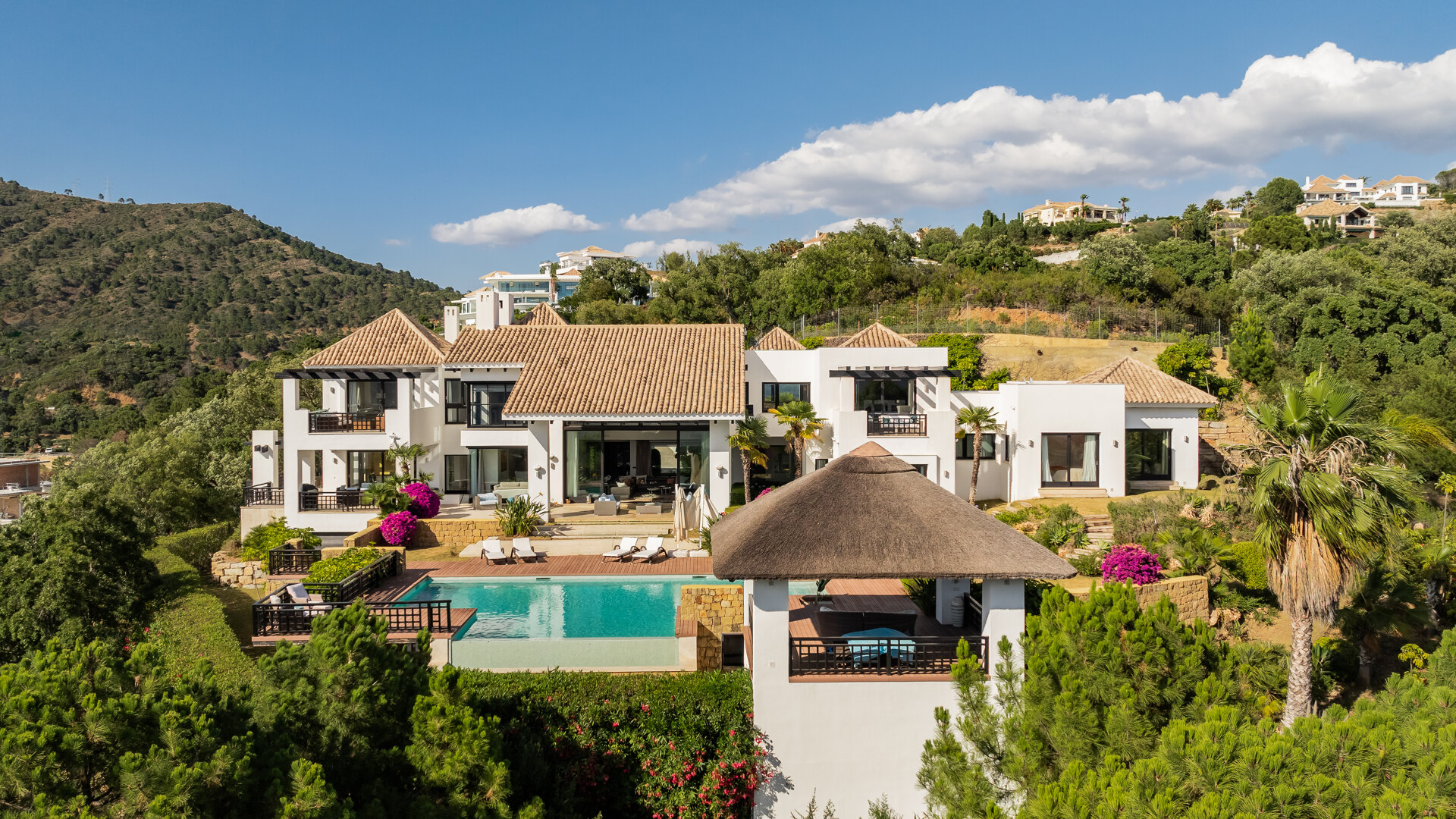 Außergewöhnliche Golfvilla in der ersten Reihe im exklusiven Country Club von La Zagaleta